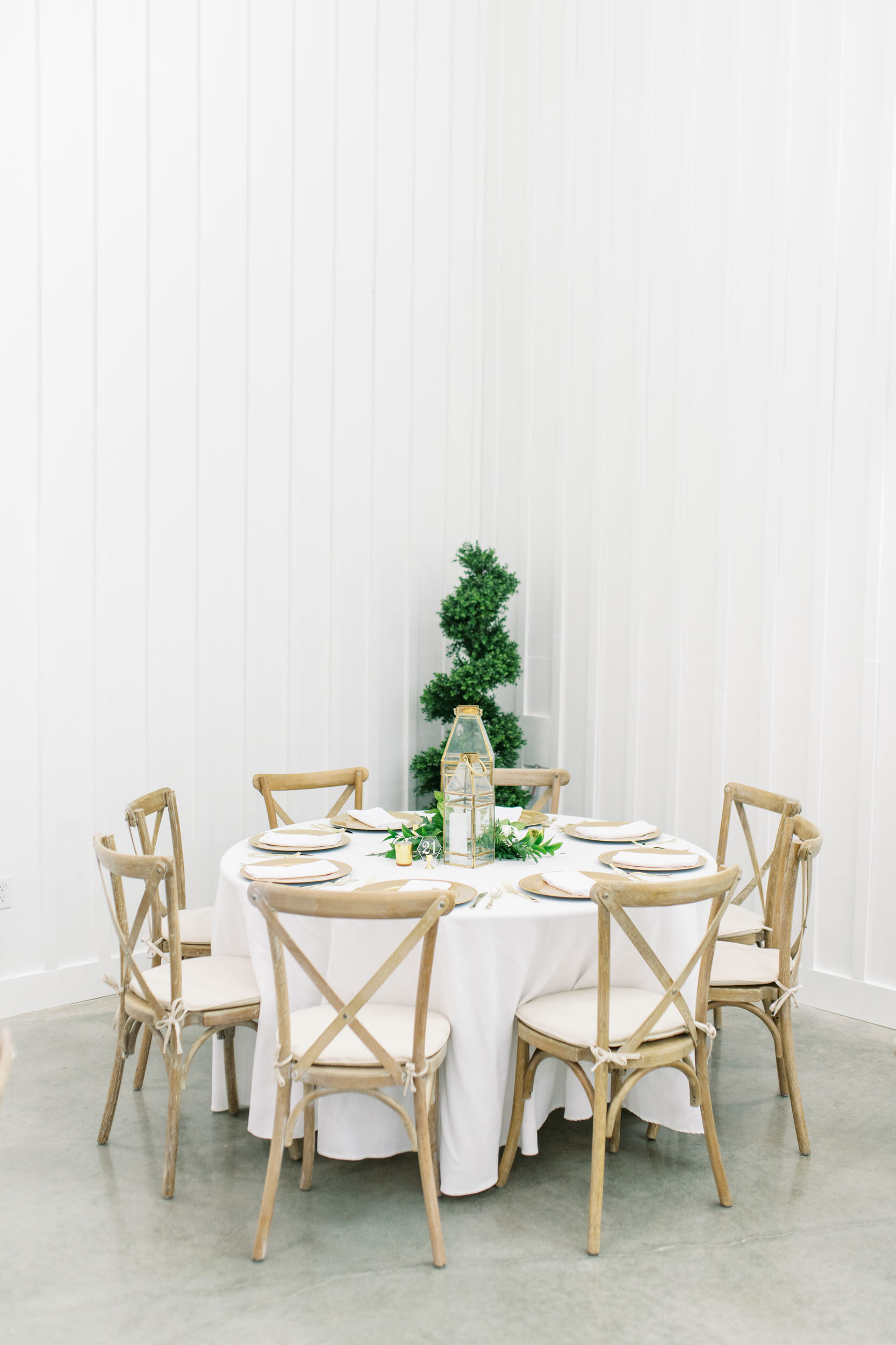 blue farmhouse wedding Houston reception table setting