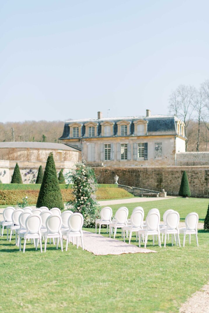 paris chateau wedding outdoor ceremony garden space
